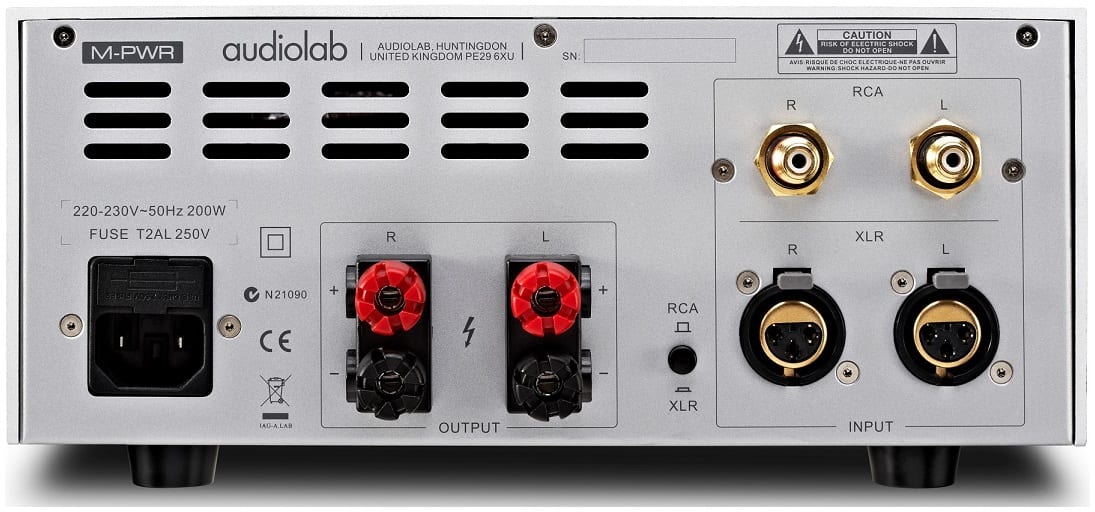 Audiolab M-PWR zilver - achterkant - Eindversterker