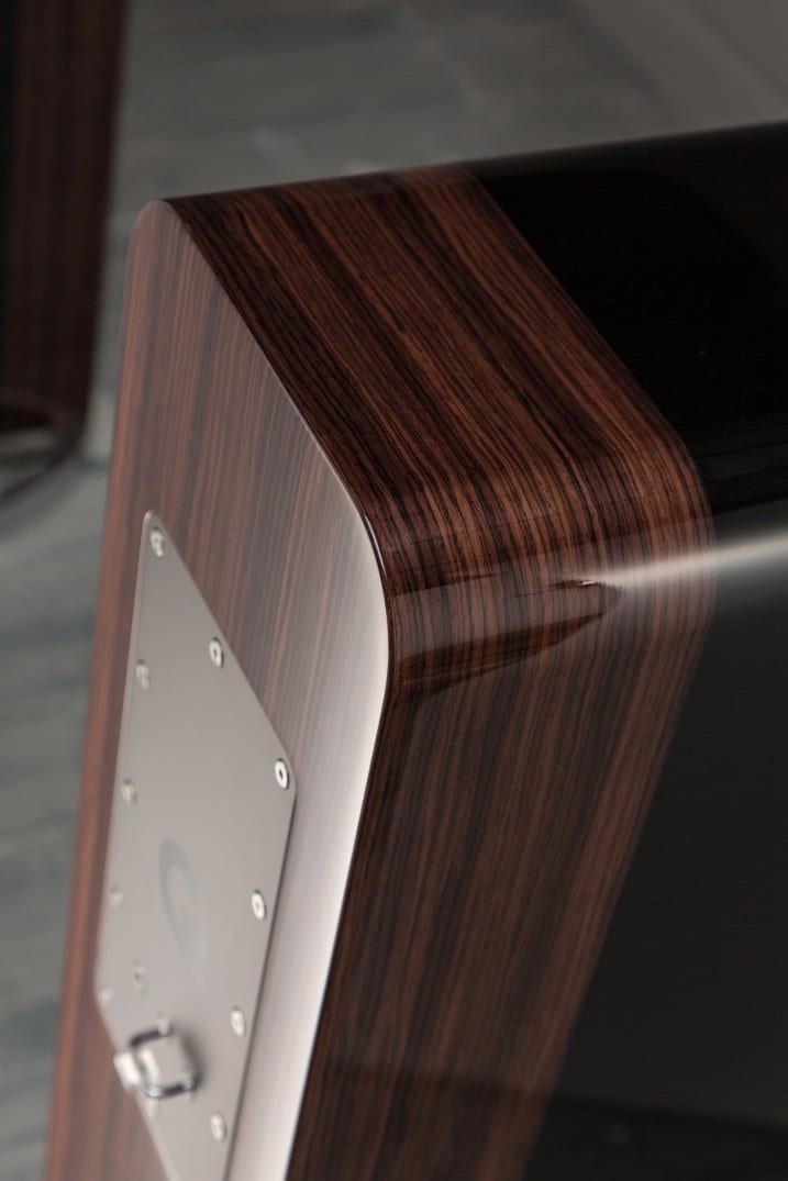 Q Acoustics Concept 500 zwart/rosewood - detail - Zuilspeaker