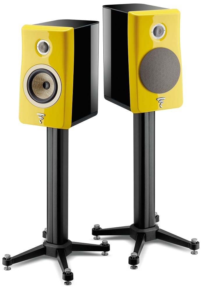 Focal Kanta N°1 black hg / yellow hg - paar op standaard - Boekenplank speaker