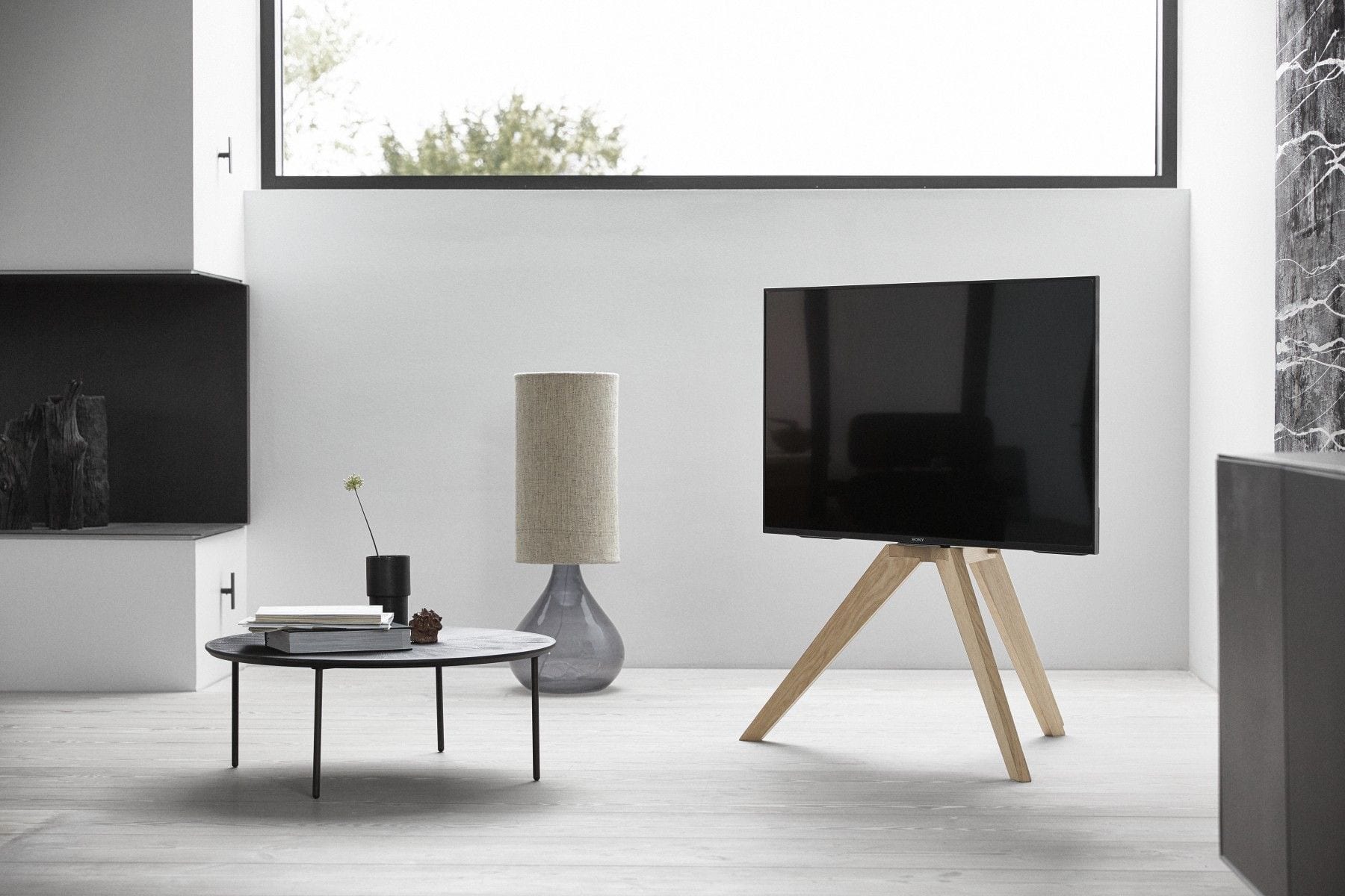 Vogels NEXT OP1 - lifestyle - TV meubel