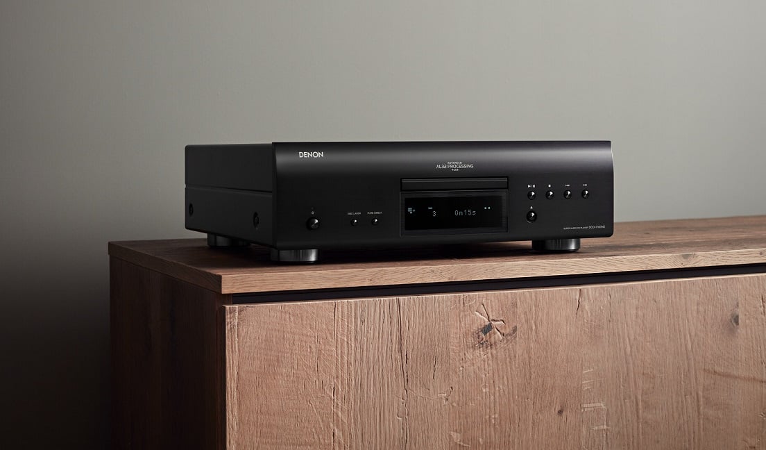 Denon DCD-1700NE zwart - lifestyle - CD speler