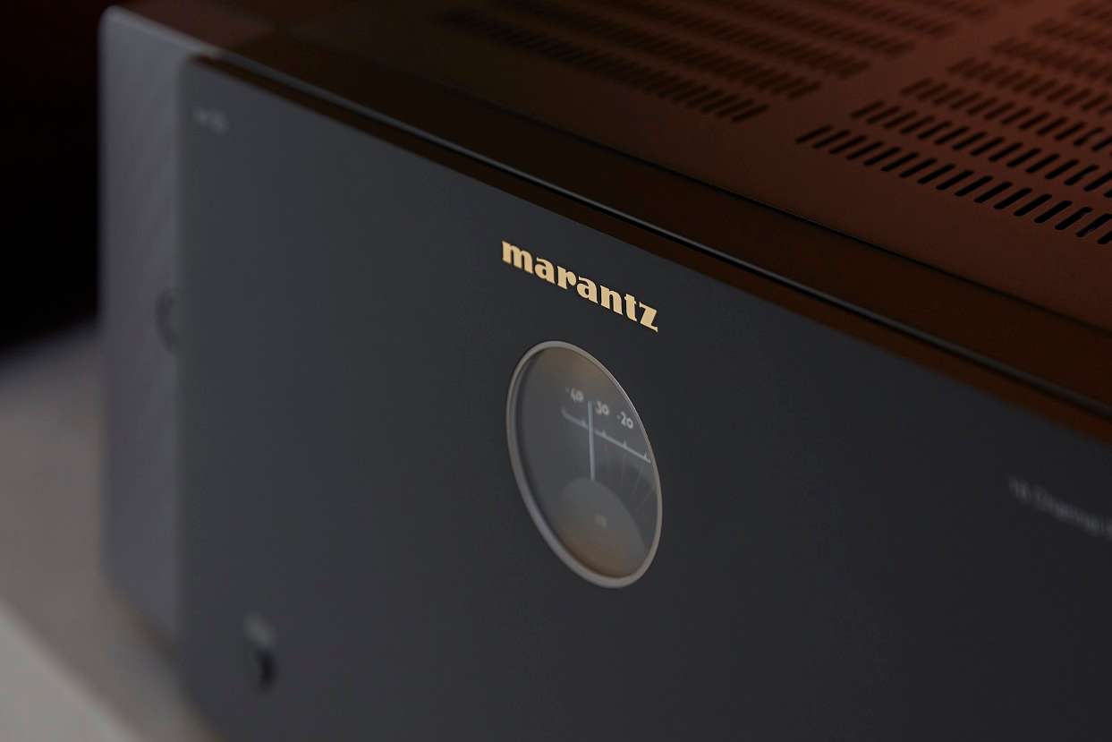Marantz AMP10 - beauty - Surround eindversterker