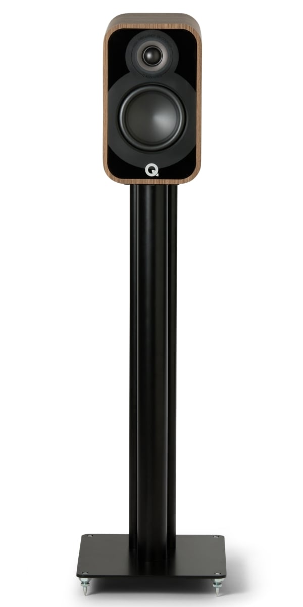 Q Acoustics 5010 eiken - frontaanzicht zonder grill op standaard - Boekenplank speaker