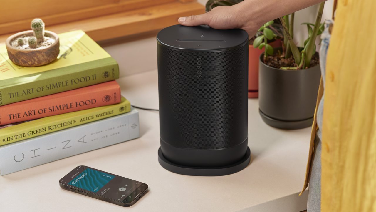 Sonos MOVE 2 zwart - lifestyle - Wifi speaker