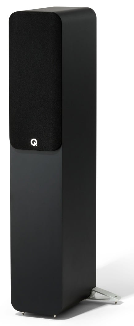 Q Acoustics 5040 zwart - zij frontaanzicht met grill - Zuilspeaker