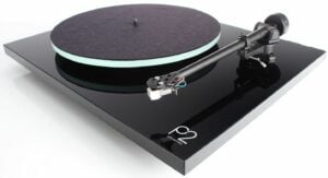 Rega Planar 2 Nd3 zwart hooglans