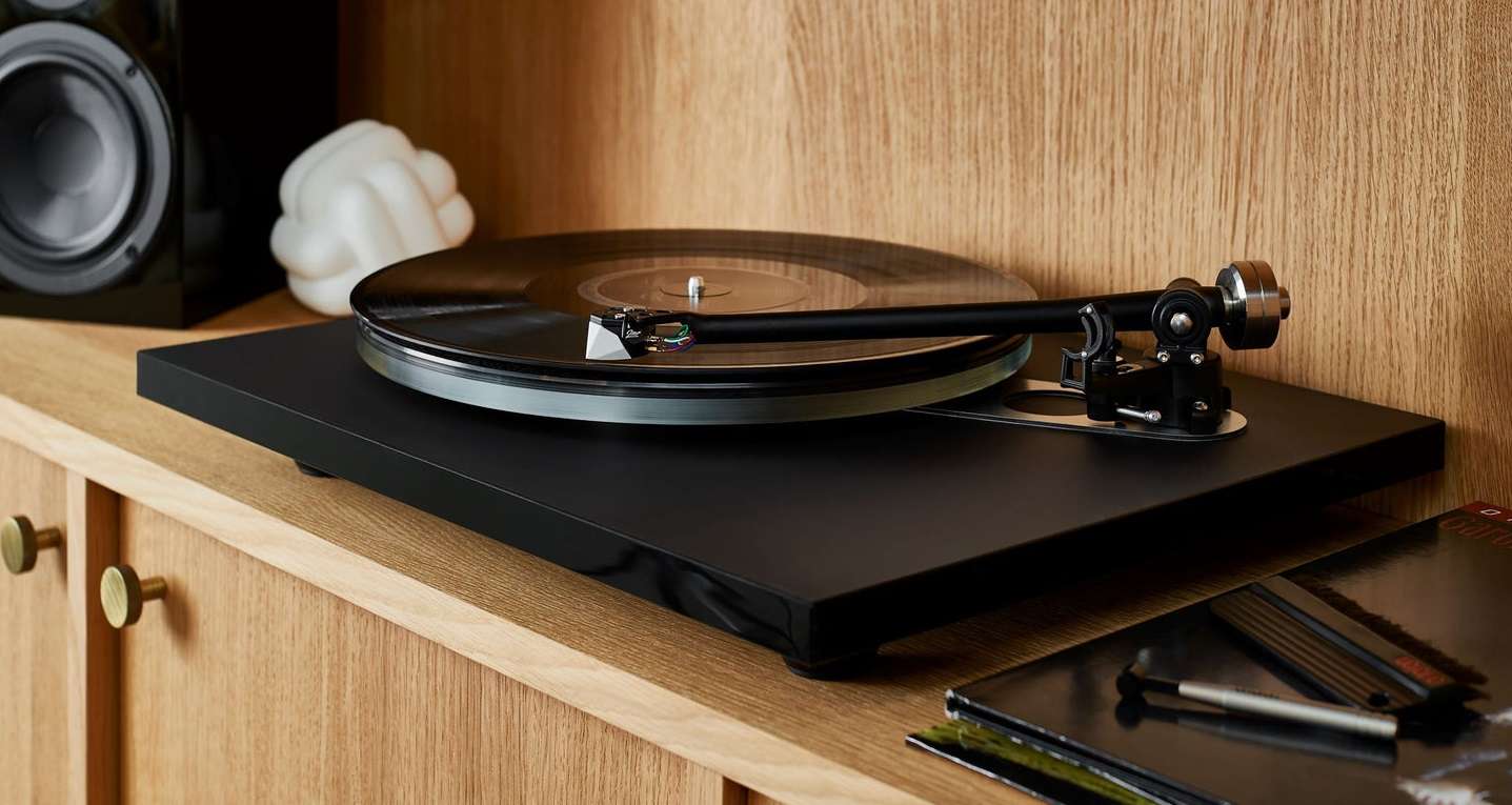 Ortofon 2MR Mono - lifestyle - Platenspeler element