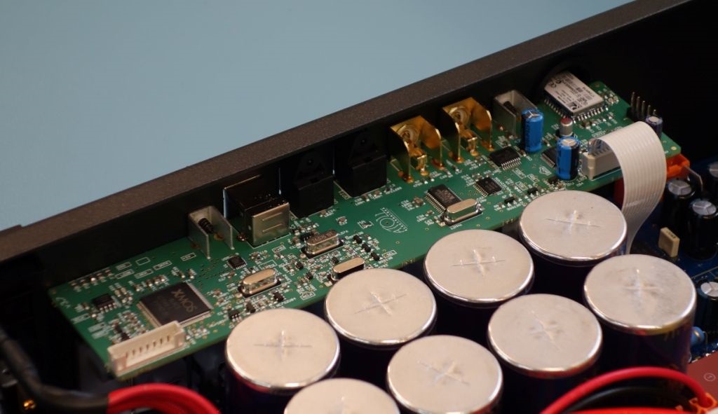 Atoll IN300 Evolution zwart - binnenwerk - Stereo versterker