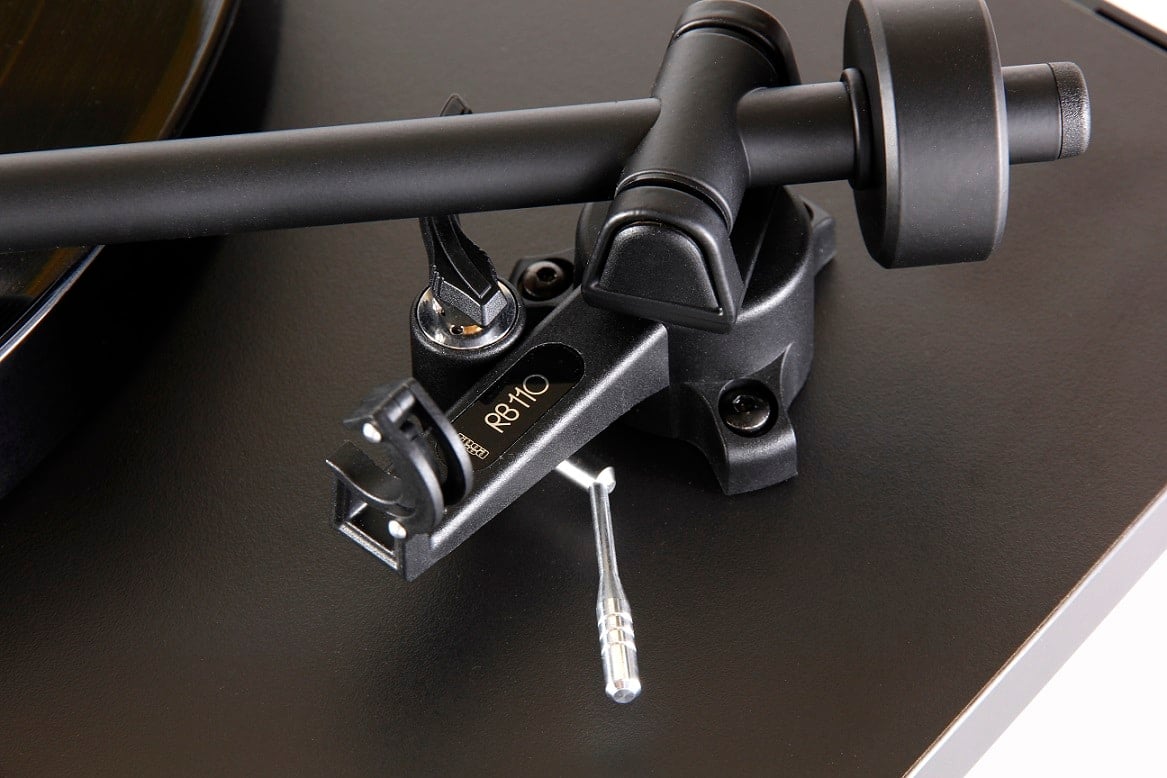 Rega Planar 1 Plus zwart mat - Platenspeler