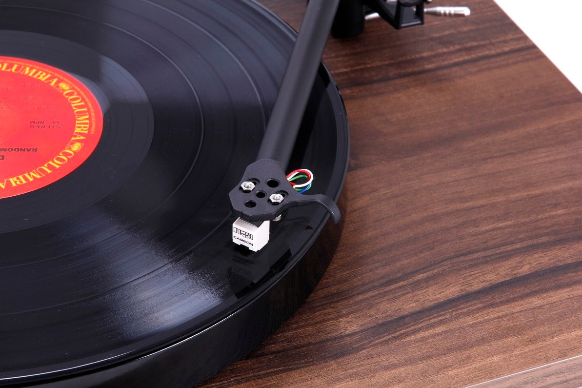 Rega Planar 1 Plus walnoot - Platenspeler