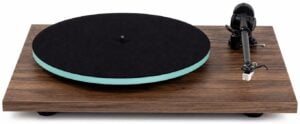Rega Planar 2 Carbon walnoot